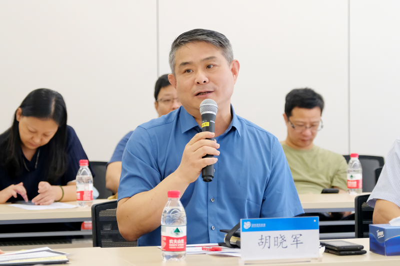 胡晓军书记.png